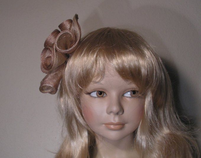 pince 14 / 306 blanc/ marine et barrette F11081 beige