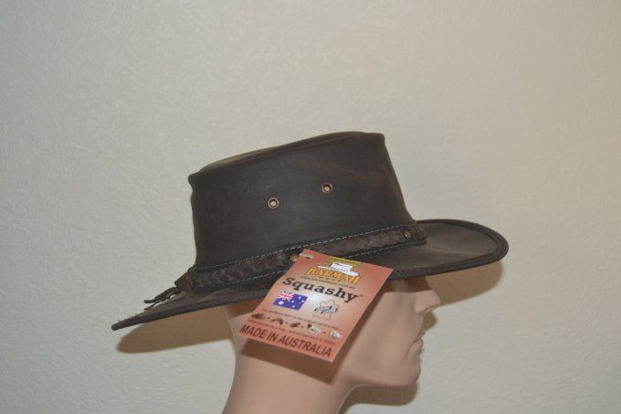 chapeau MAHISA cuir et BRONCO cuir