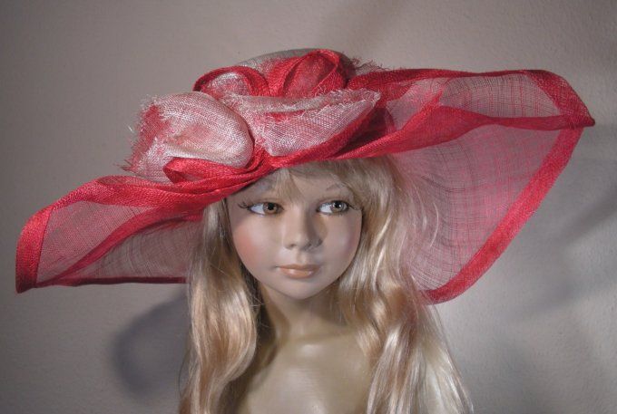 chapeau Beriga écru/noir et charlotte JN blanc/fuschia